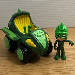 PJ Masks Hero Blast Vehicle Car and Green Gekko Action Figure Play Set Toy